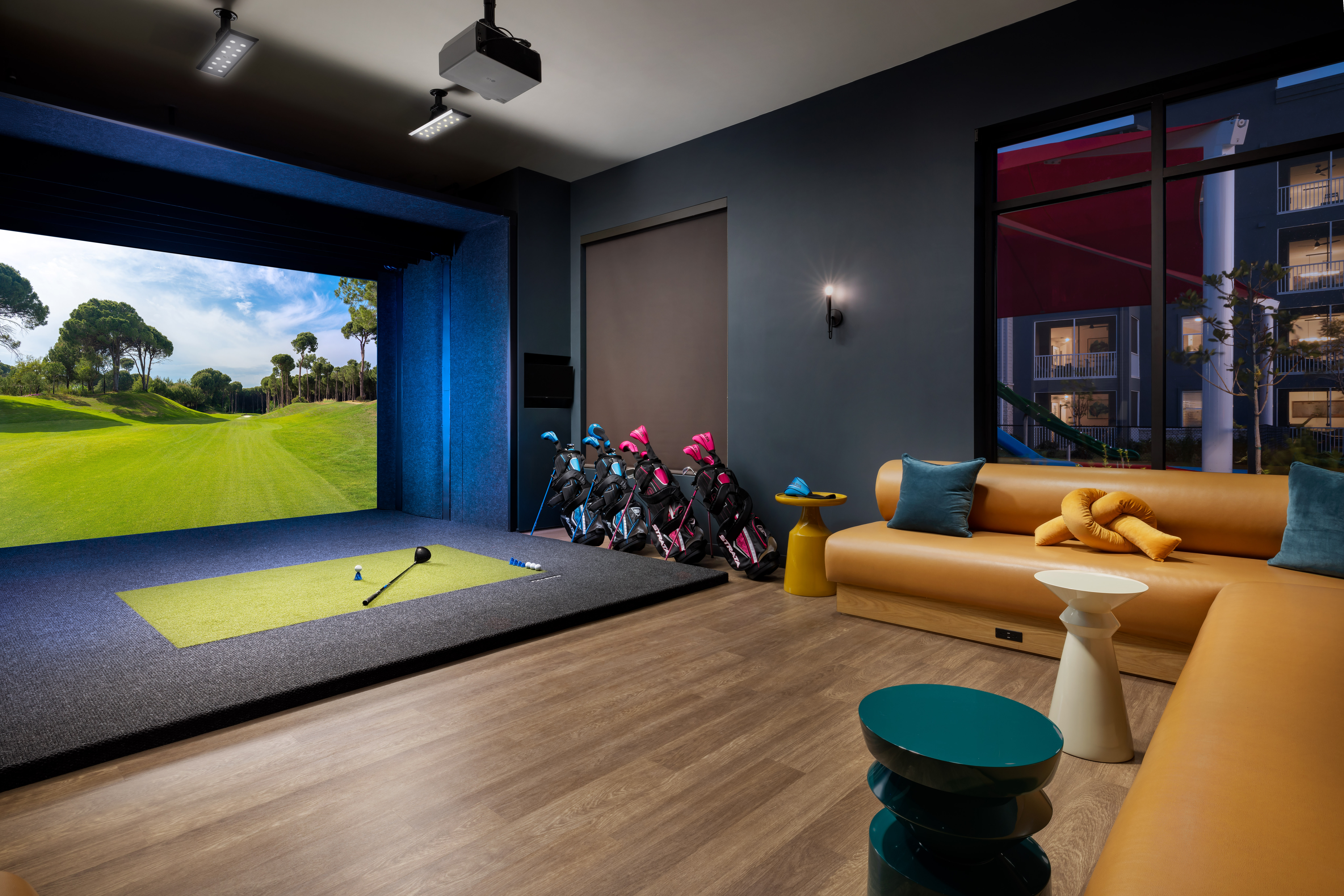 VO Oralndo golf sim shot 1