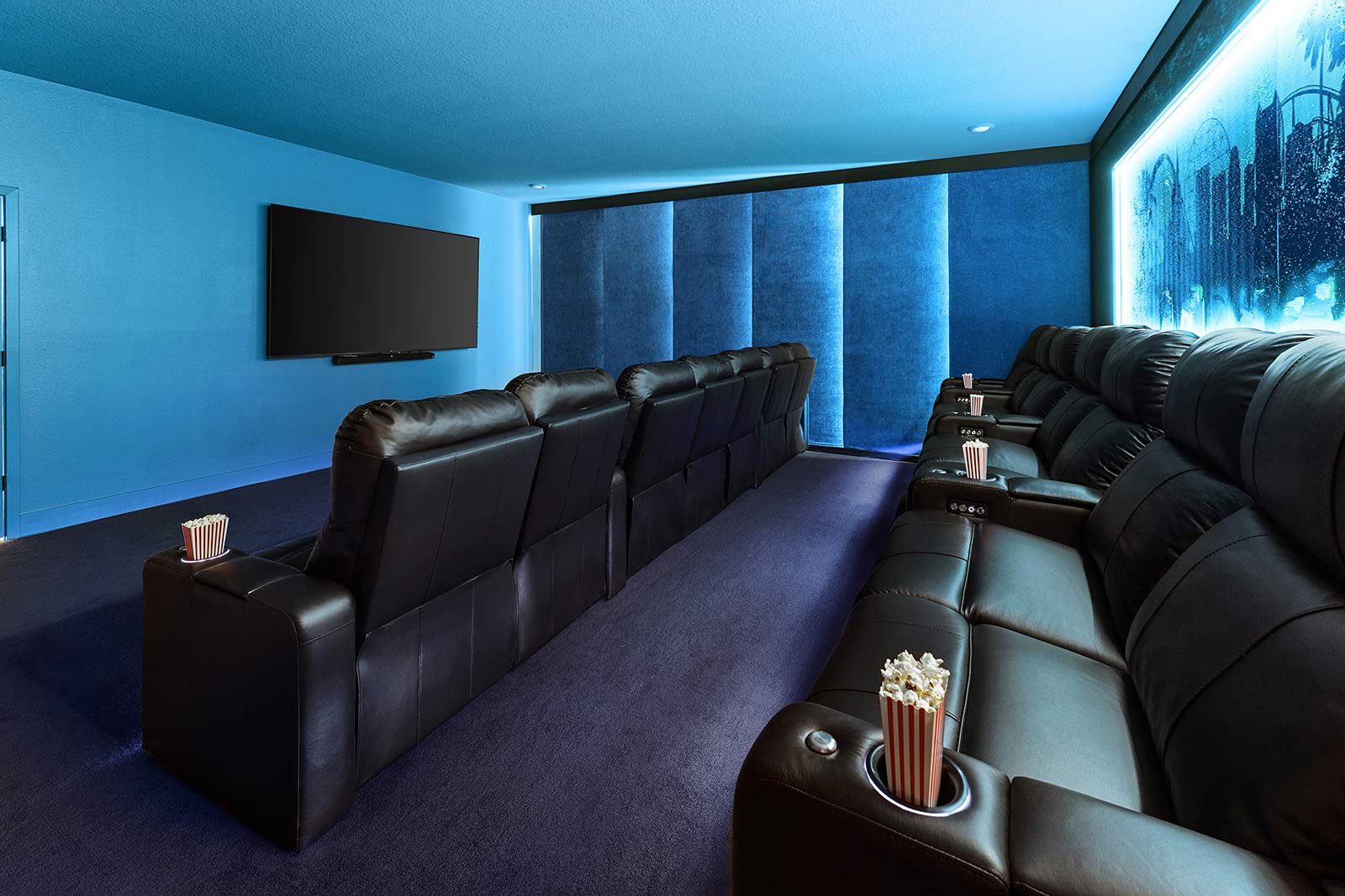 VO Oralndo Gatsby Theater Shot 1